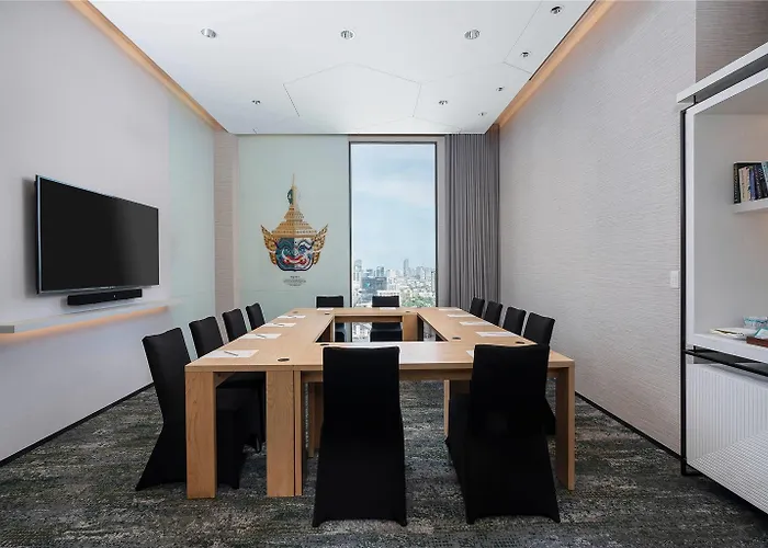 Innside By Melia Sukhumvit 5*